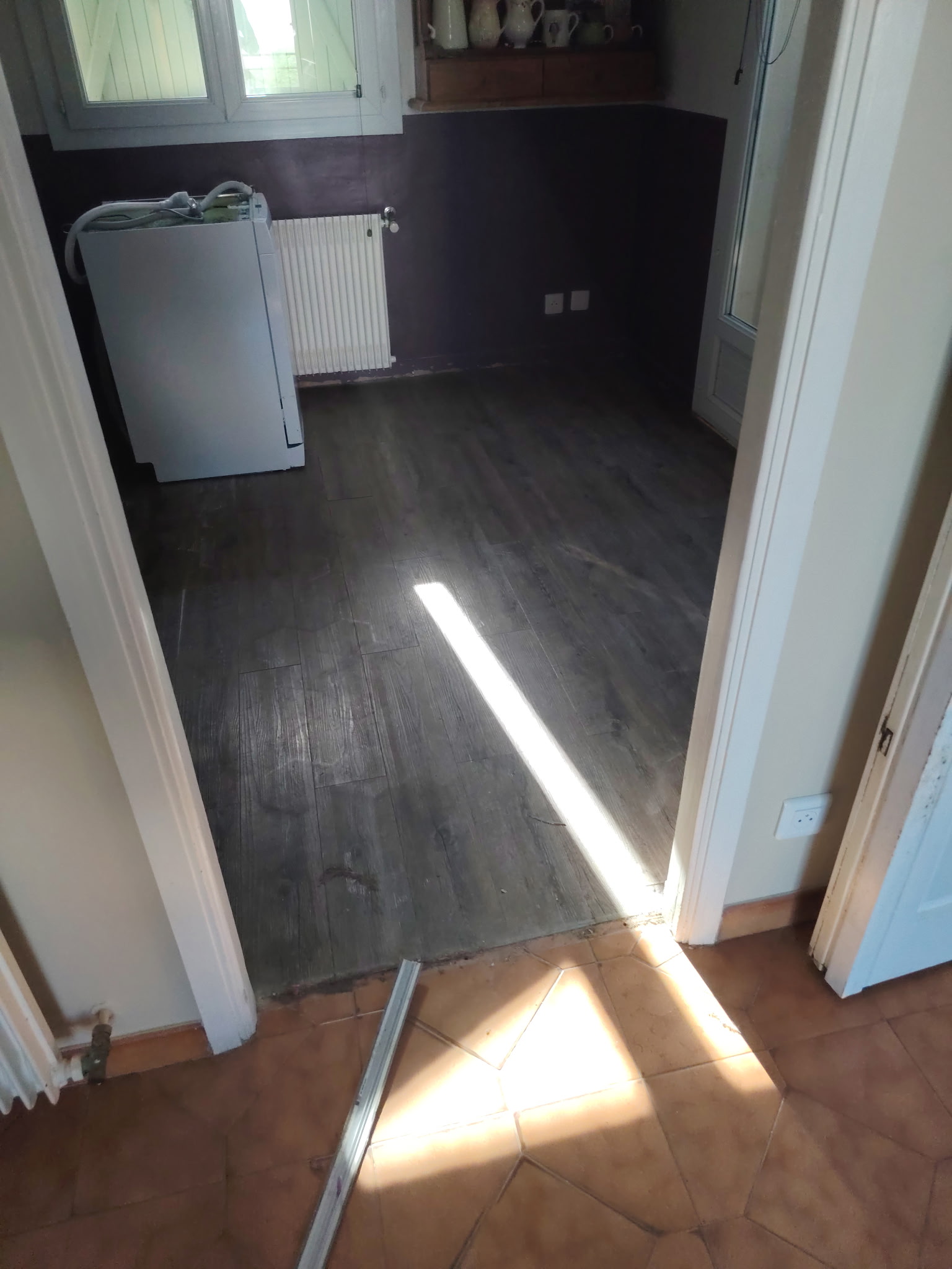 Rénovation de sol effet bois par JD Pro Carrelage