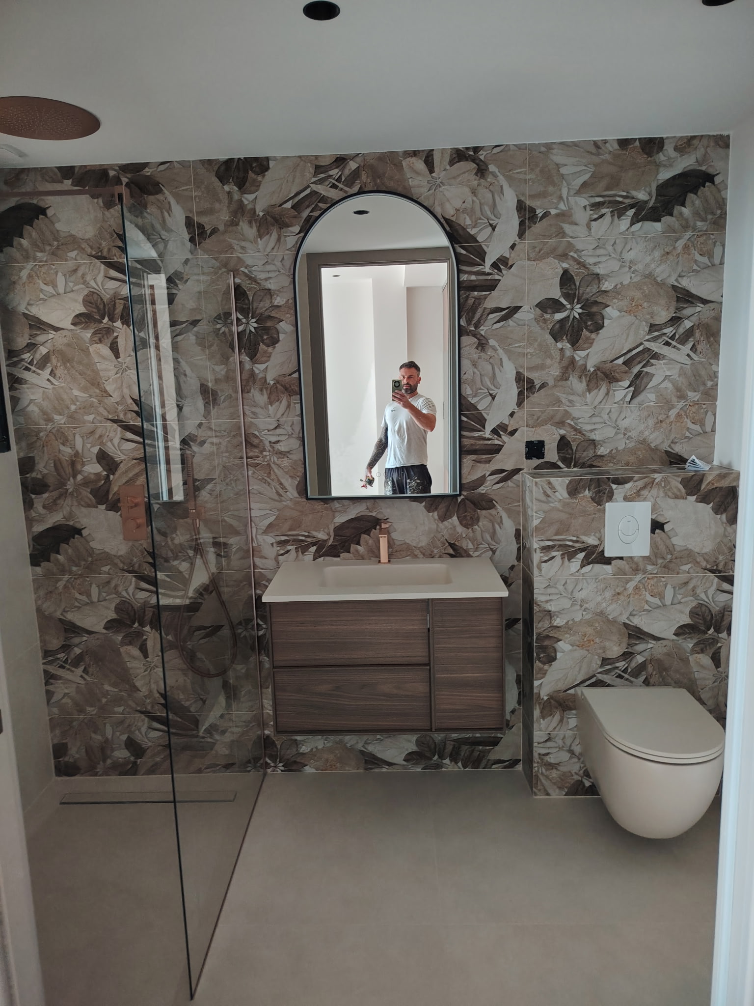 Salle de bain décorative réalisée par JD Pro Carrelage
